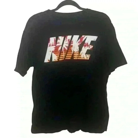 Nike Swim Palm Tree Sunset Spell Out T Shirt Mens SZ M Black Active Casual Comfy - Picture 2 of 4